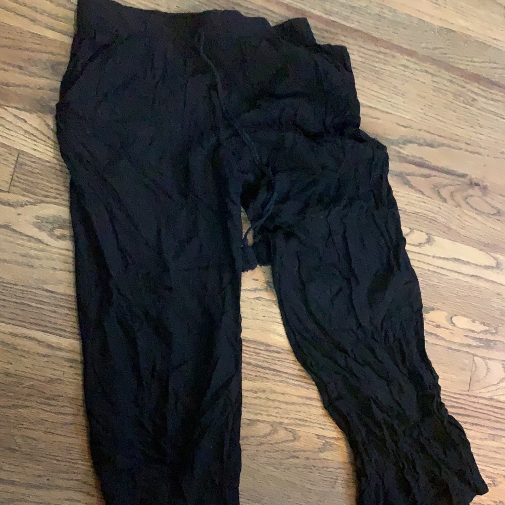 black pants (short)
